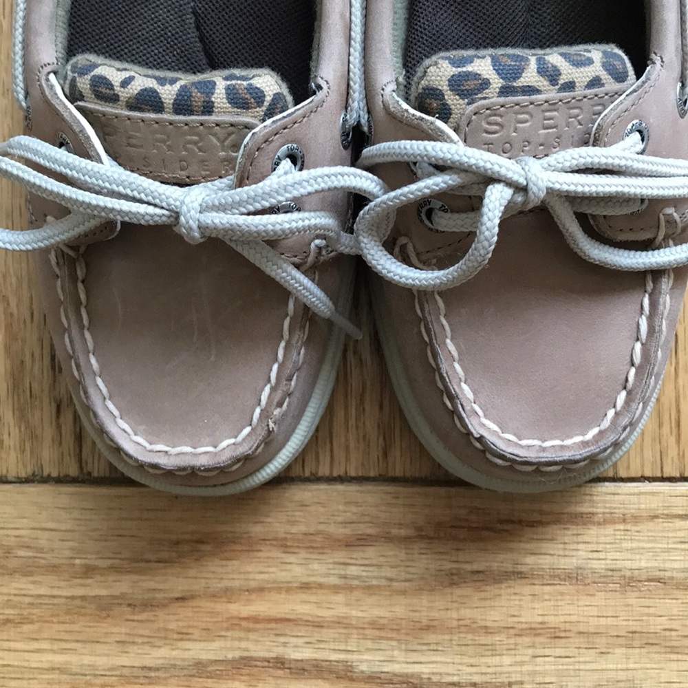 Sperry’s - Picture 3 of 5